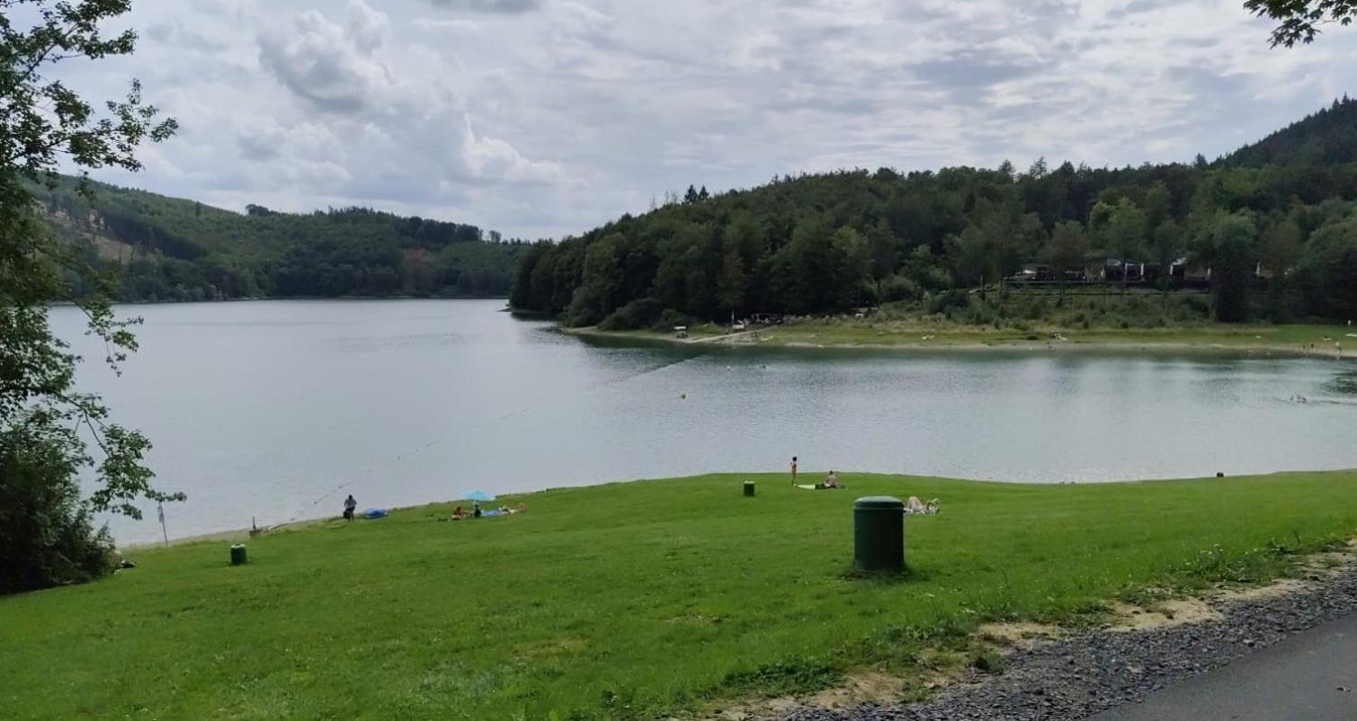 Yalet Ferienhaus 2 Appartementen Vlakbij Willingen Brilon-Wald Exteriör bild